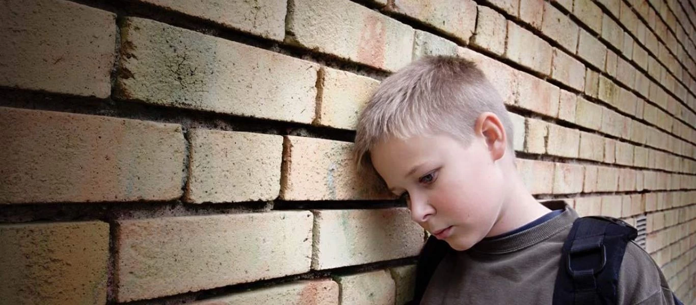 Oι κυβερνητικές απαγορεύσεις για τον κορωνοϊό κατέστρεψαν τα Eλληνόπουλα: 1 στα 5 έχει πλέον κάποια διαταραχή!